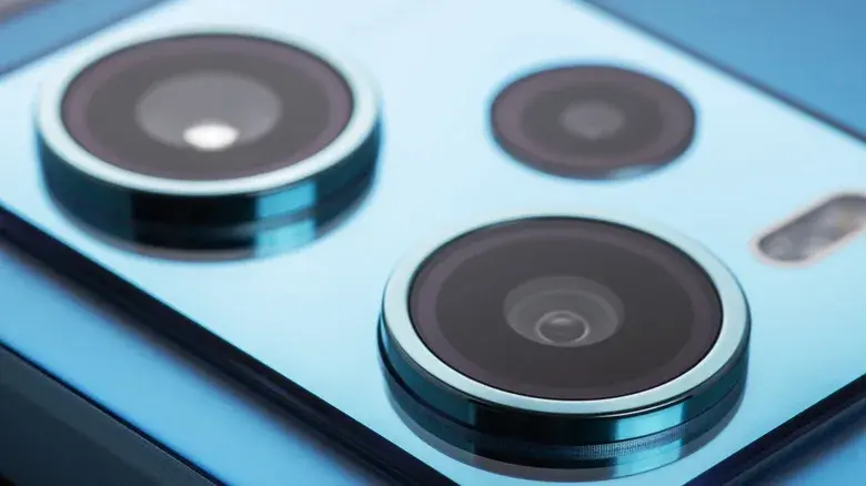 Tired of Blurry Photos? 7 Easy Ways to Take Sharper, Clearer Pictures