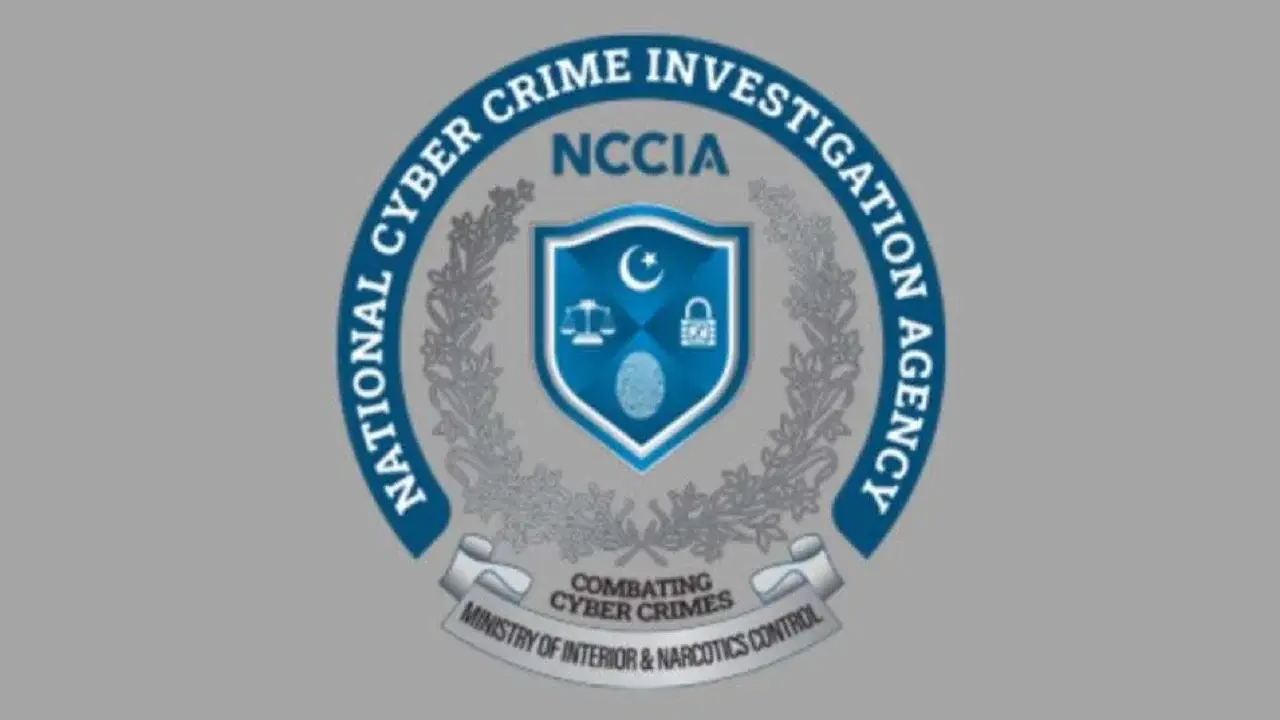 NCCIA Recovers Rs300,000 in Online Fraud Case in Peshawar and Returns Money to Citizen
